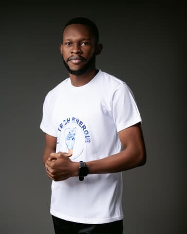 ELIE Vangu
